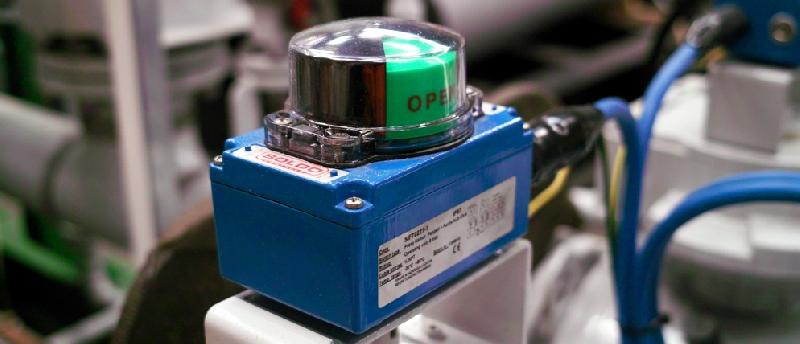 Intrinsically safe limit switch boxes